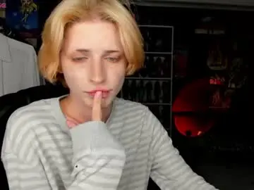 Chaturbate Live Sex Cam of sweet_peach__