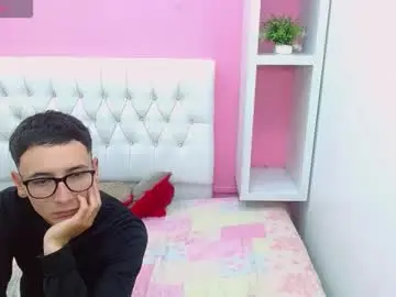 Chaturbate Adult Video Chat of xcoupleplayxx