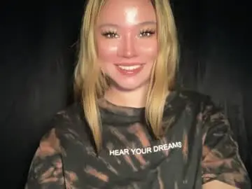 Chaturbate Live Sex Cam of into_the_nightxxx