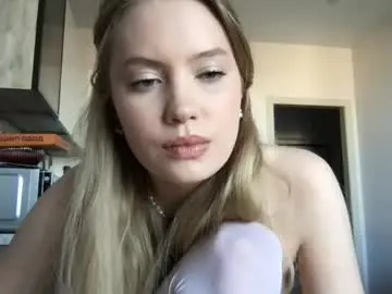 Chaturbate Watch Live Sex Cams of kira_saning1