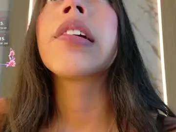 Chaturbate Best live sex cam show of miajones_blowjob