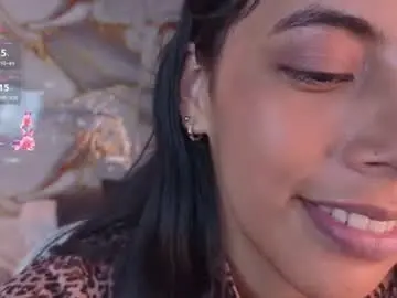 Chaturbate Live Sex of miajones_blowjob