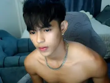 Chaturbate Watch Live Sex Cams of naughtyboylouie