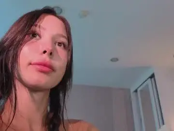 Chaturbate Adult Webcams of emelia_fox