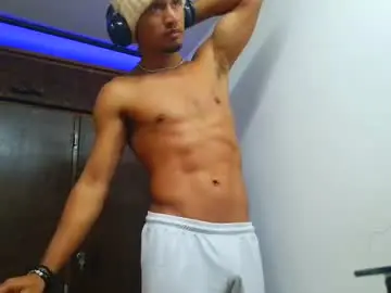 Chaturbate Free Porn Cam of harry_benson_hot