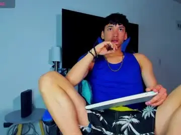 Chaturbate Sex Cam of lyam_russo