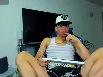Chaturbate Sex Cam of lyam_russo