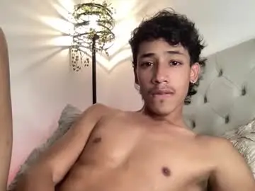 Chaturbate Live Sex of ostin_18hot