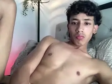 Chaturbate Live Porn of ostin_18hot