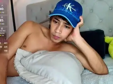 Chaturbate Sex Chat of ostin_18hot