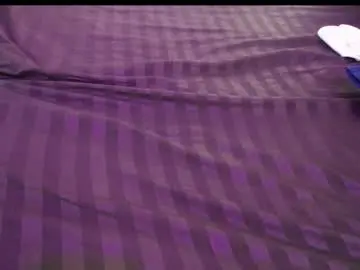 Chaturbate Watch Live Sex Cams of santi_bridge