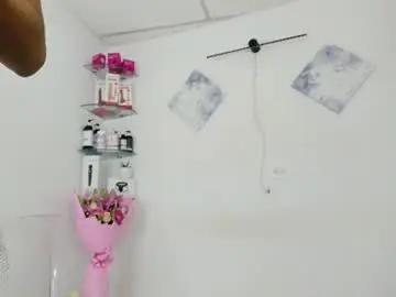 Chaturbate Adult Webcams of sweet_litle