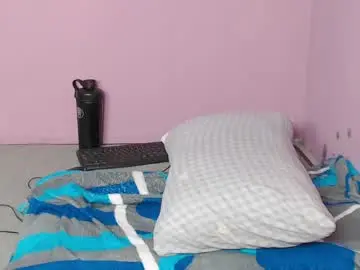 Chaturbate Live Sex Cam of aladino_ms