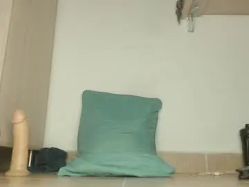 Chaturbate Live Sex Cam of aladino_ms