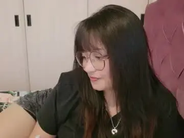 Chaturbate Live Sex Cam of iam_zoechan