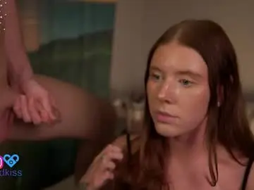 Chaturbate Nude Webcam of say_and_kiss