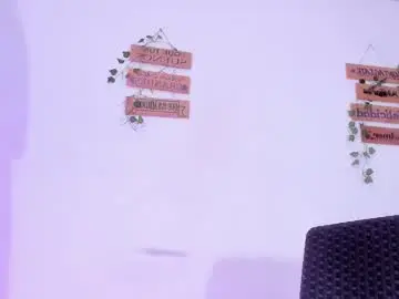 Chaturbate Free Porn Cam of alisiacollinsss