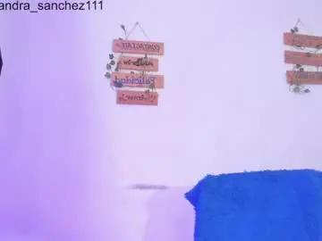 Chaturbate Free Live Porn of alisiacollinsss