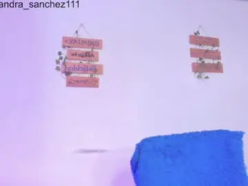 Chaturbate Free Porn Cam of alisiacollinsss
