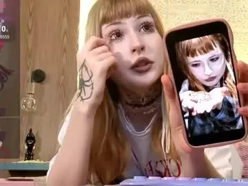 Chaturbate Nude Webcam of aurora_radiance