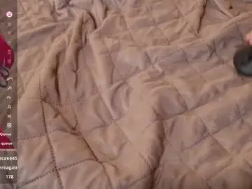 Chaturbate Best live sex cam show of aurora_radiance