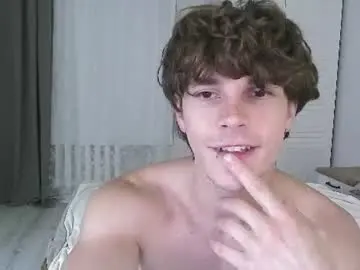 Chaturbate Live Sex Cam of eric_crush