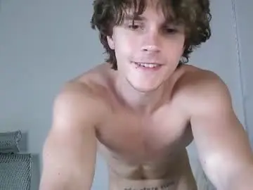 Chaturbate Best live sex cam show of eric_crush