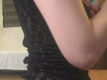 Chaturbate Adult Video Chat of leiaah__