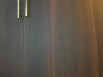 Chaturbate Watch Live Sex Cams of leiaah__