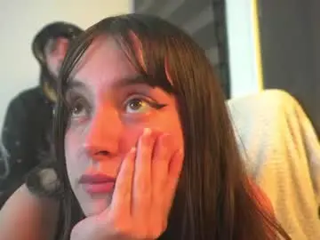 Chaturbate Free Porn Cam of leiaah__