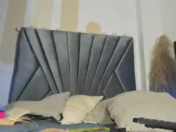 Chaturbate Sex Cam of cellestequeen2