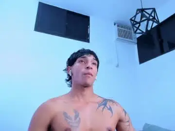 Chaturbate Adult Video Chat of kroywave