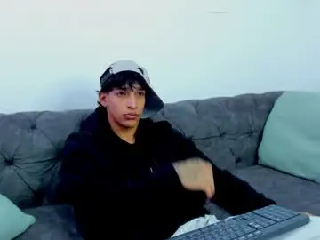 Chaturbate Free Porn Cam of kroywave