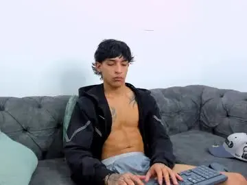 Chaturbate Best live sex cam show of kroywave