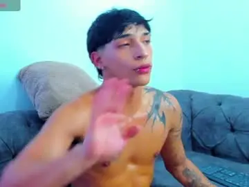 Chaturbate Live Porn of kroywave