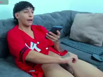 Chaturbate Live Sex Cam of kroywave