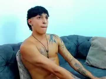 Chaturbate Live Sex of kroywave