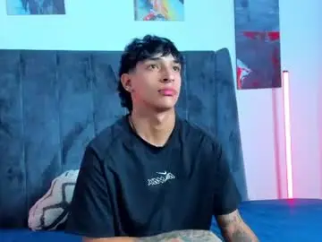 Chaturbate Live Sex of kroywave