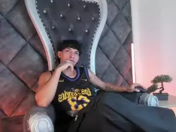 Chaturbate Live Sex Cam of kroywave