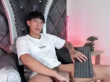 Chaturbate Adult Webcams of kroywave