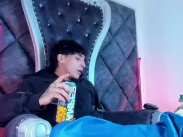 Chaturbate Free Porn Cam of kroywave