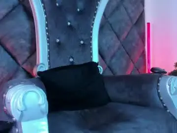 Chaturbate Live Sex Cam of kroywave