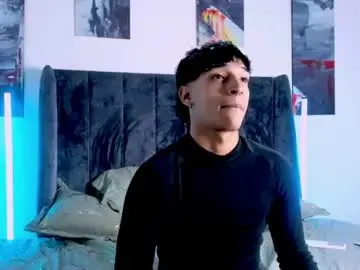 Chaturbate Watch Live Sex Cams of kroywave