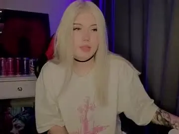 Chaturbate Live Sex of lilhornyprincess
