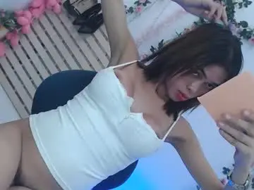 Chaturbate Watch Live Sex Cams of red_ann17