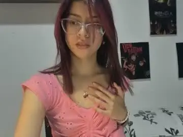 Chaturbate Watch Live Sex Cams of sarahsmitt
