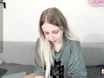 Chaturbate Best live sex cam show of alice_halle