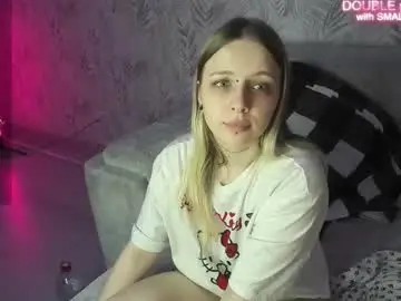 Chaturbate Live Sex Cam of alice_halle