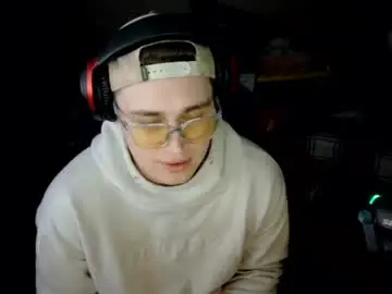 Chaturbate Watch Live Sex Cams of bubblebuttbdn