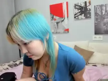 Chaturbate Live Sex Cam of cute__kiko
